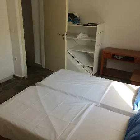 度假居 Vacation Queen Bed With Garden